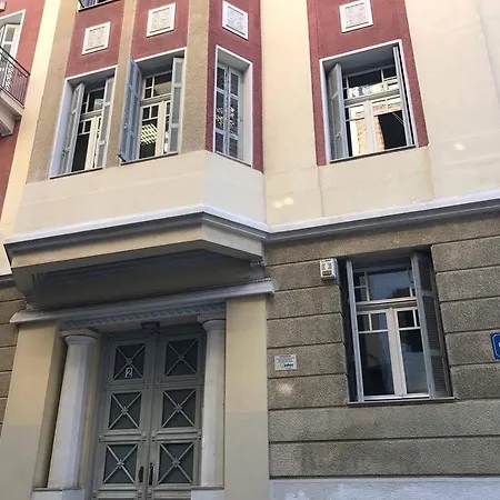 Art House 아파트 *